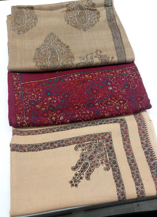 Grace & Glamour – Shawls and Outfits to Adore