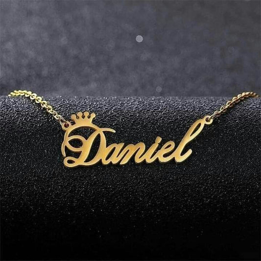 Personalized Name & Date Necklace – A Meaningful Gift for Your Loved One